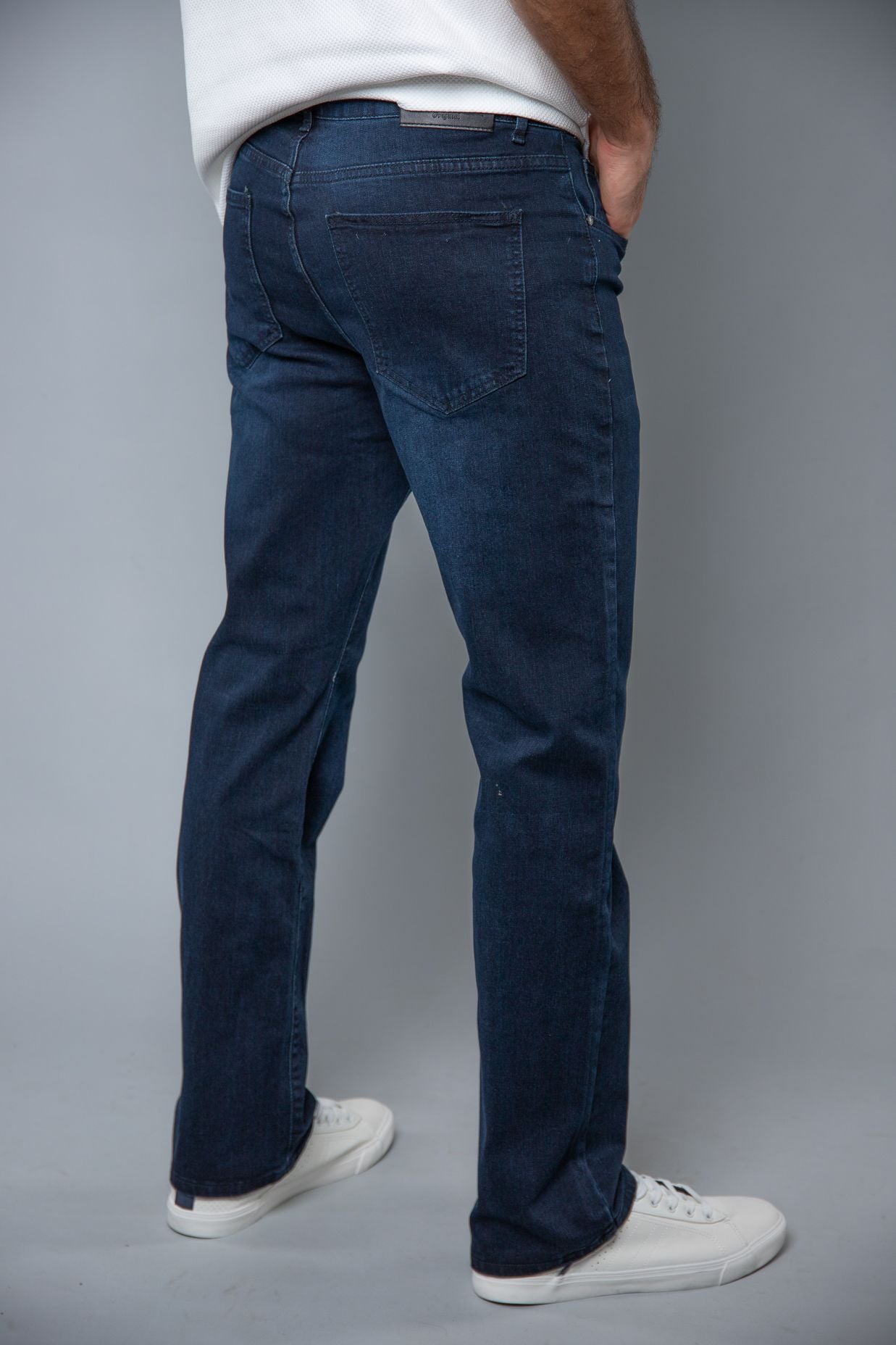 C&S STRAIGHT FIT JEAN 704