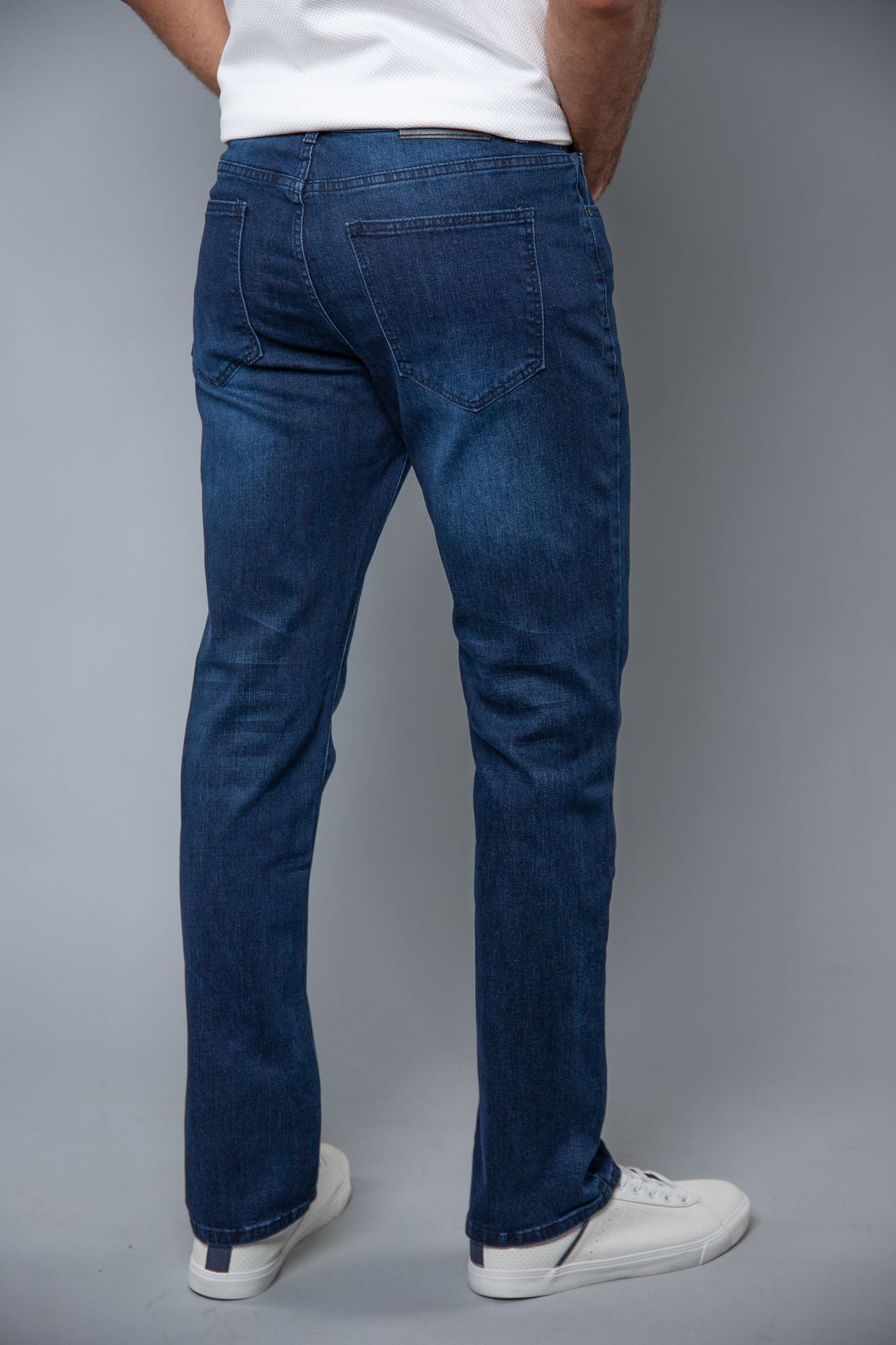 C&S STRAIGHT FIT JEAN 705